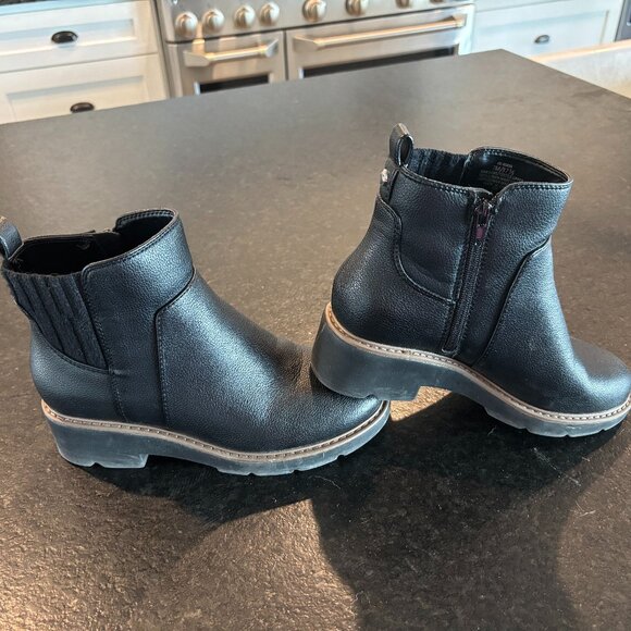 Kelly & Katie Black Chelsea Boots – Women’s Size 7 - Picture 1 of 3
